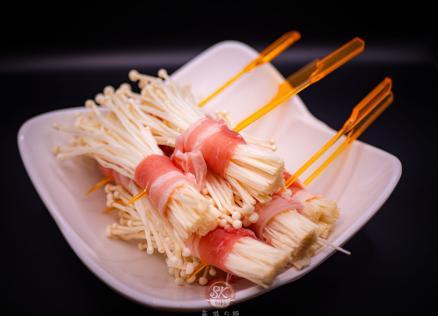 สามชั้นพันเห็ดเข็ม — เมนูเนื้อหมู 豬肉 จากเมนู SKsuki